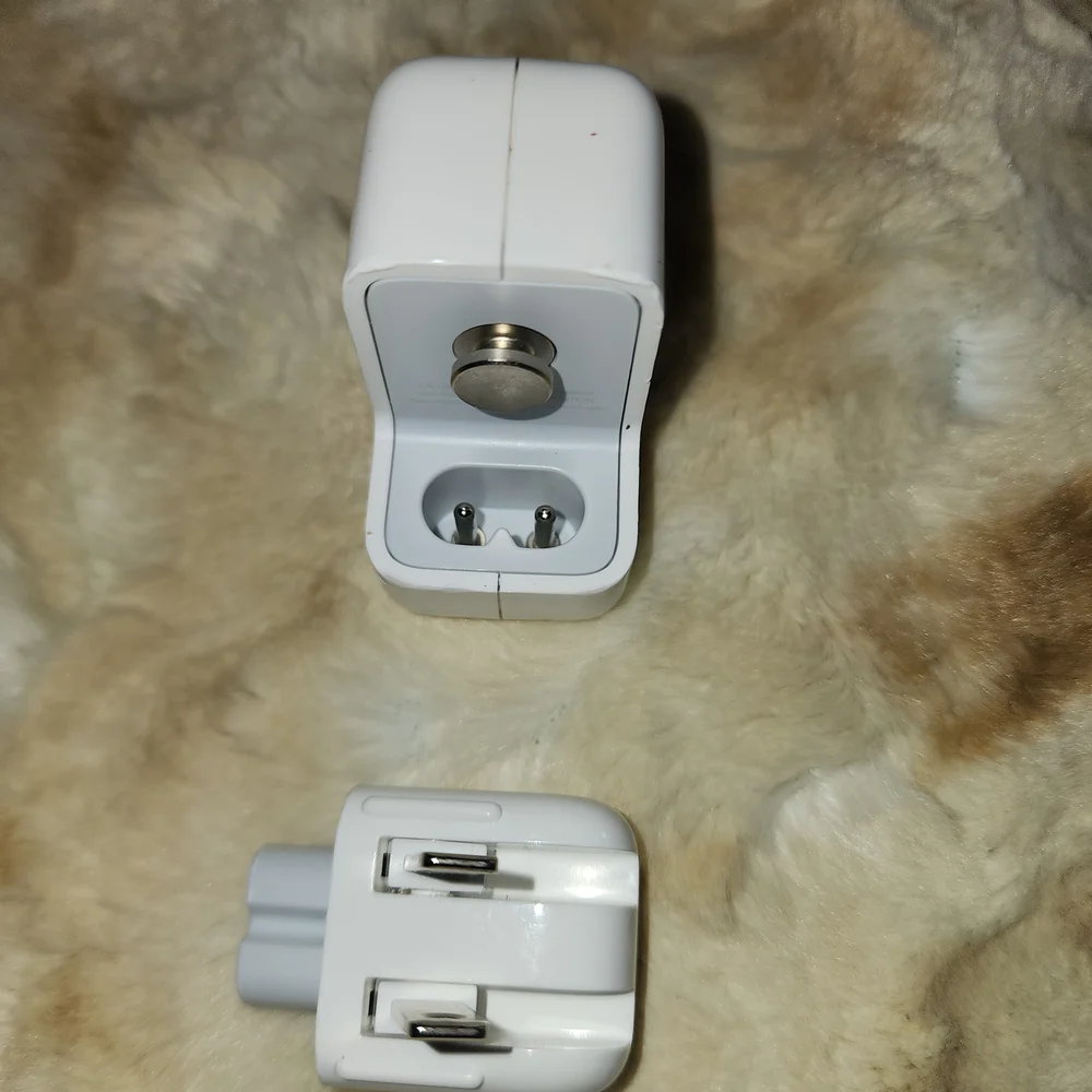 White Wall Charger
